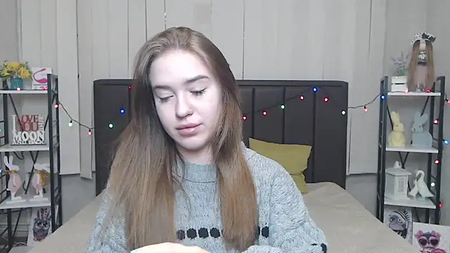 LauraHlot online show from 09.10.25