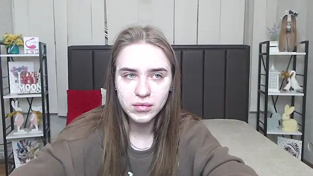 LauraHlot online show from 11.25.25