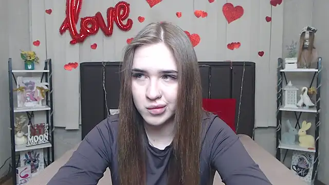 LauraHlot online show from 03.10.26