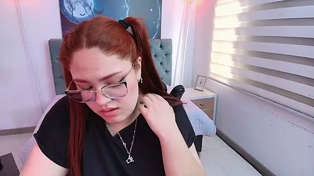 Camiila Osorio online show from 03.21.25