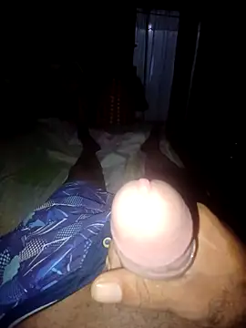 Snapshot of taylorWiiz chatting on 09.22.25 taylorWiiz online show from 09.22.25