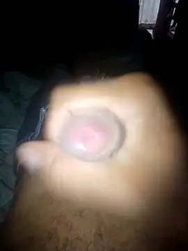 Snapshot of taylorWiiz chatting on 10.10.25 taylorWiiz online show from 10.10.25