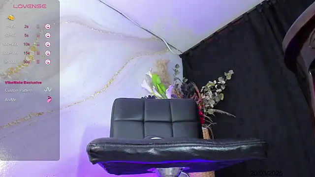 Snapshot of Karla-Ebony chatting on 03.20.25 Karla-Ebony online show from 03.20.25