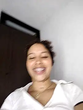 MarieLeon online show from 02.28.25