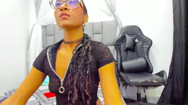 MurphyAngelina online show from 04.21.26