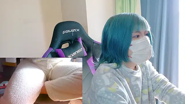 Snapshot of hazuki_8008 chatting on 11.26.25 hazuki 8008 online show from 11.26.25