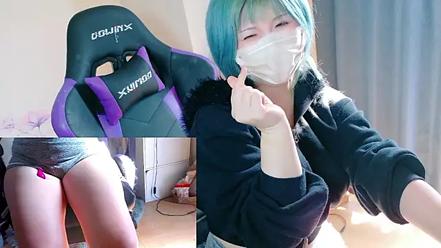 Snapshot of hazuki_8008 chatting on 12.17.25 hazuki 8008 online show from 12.17.25