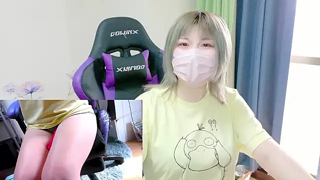 Snapshot of hazuki_8008 chatting on 02.24.26 hazuki 8008 online show from 02.24.26