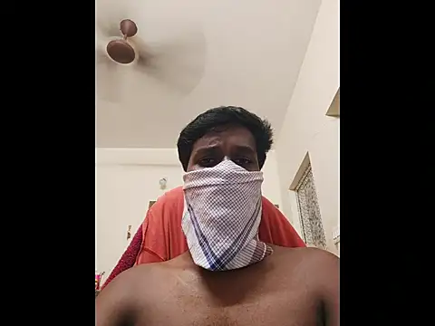 Snapshot of boy_BeardGallery chatting on 10.14.25 boy BeardGallery online show from 10.14.25