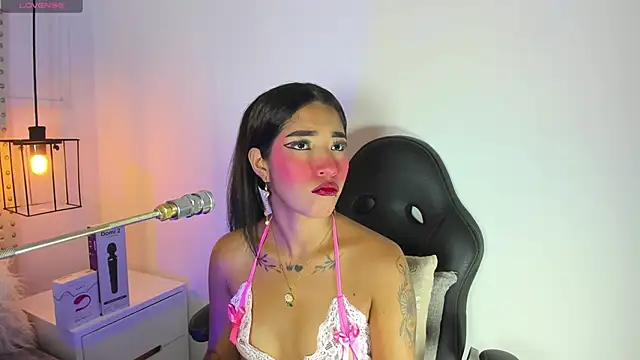 Snapshot of baby_naughty1_ chatting on 01.07.25 baby naughty1 online show from 01.07.25