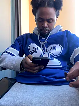 Snapshot of MobyDxck chatting on 12.01.24 MobyDxck online show from 12.01.24