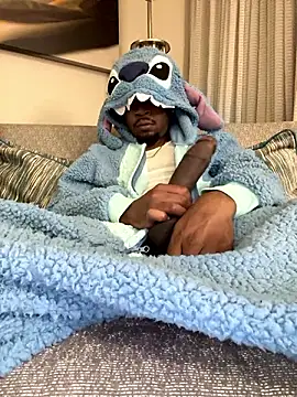 Snapshot of MobyDxck chatting on 12.02.24 MobyDxck online show from 12.02.24