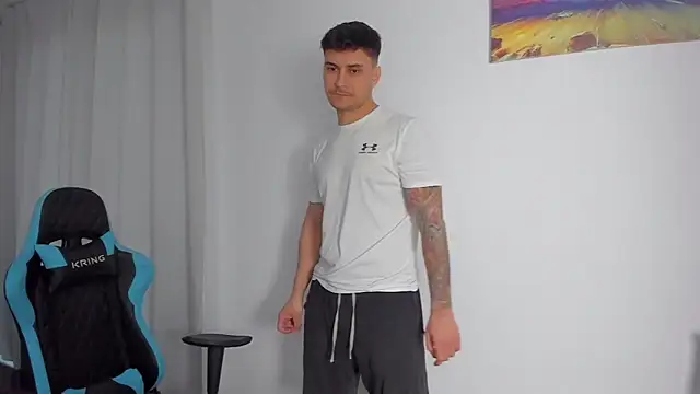 Snapshot of MatMalonne chatting on 01.23.25 MatMalonne online show from 01.23.25