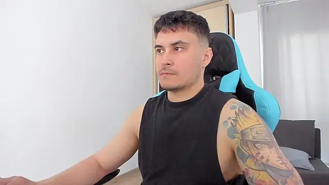 Snapshot of MatMalonne chatting on 03.20.25 MatMalonne online show from 03.20.25