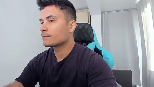 Snapshot of MatMalonne chatting on 09.16.25 MatMalonne online show from 09.16.25