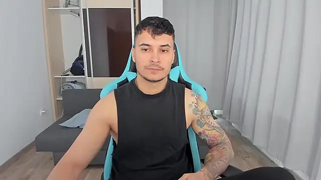 Snapshot of MatMalonne chatting on 11.09.25 MatMalonne online show from 11.09.25