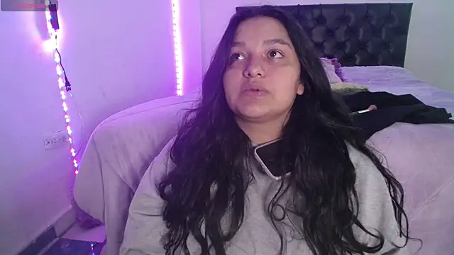 Laurenkenner  online show from 05.14.26