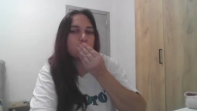 Snapshot of Etty_Margery chatting on 12.12.24 Etty Margery online show from 12.12.24