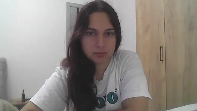 Snapshot of Etty_Margery chatting on 12.13.24 Etty Margery online show from 12.13.24