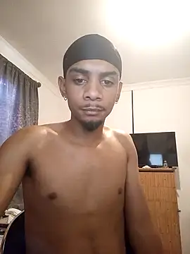 Snapshot of 29YOURZ_28_ chatting on 12.04.24 29YOURZ 28 online show from 12.04.24