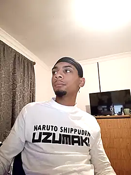 Snapshot of 29YOURZ_28_ chatting on 12.16.24 29YOURZ 28 online show from 12.16.24