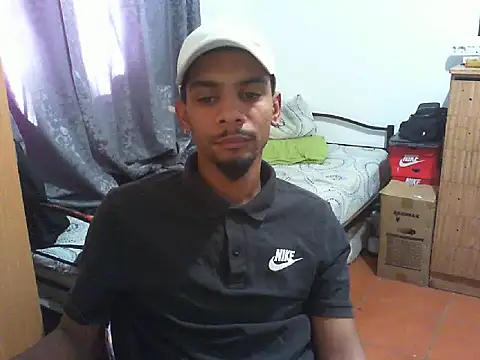 Snapshot of 29YOURZ_28_ chatting on 10.10.25 29YOURZ 28 online show from 10.10.25