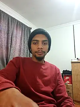 Snapshot of 29YOURZ_28_ chatting on 10.19.25 29YOURZ 28 online show from 10.19.25