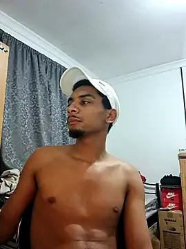 Snapshot of 29YOURZ_28_ chatting on 10.22.25 29YOURZ 28 online show from 10.22.25