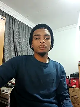 Snapshot of 29YOURZ_28_ chatting on 10.26.25 29YOURZ 28 online show from 10.26.25