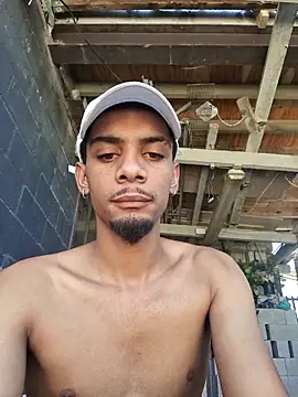 Snapshot of 29YOURZ_28_ chatting on 11.25.25 29YOURZ 28 online show from 11.25.25