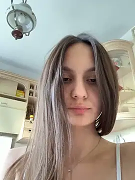 Snapshot of sweety_secret_ chatting on 09.22.25 sweety secret  online show from 09.22.25