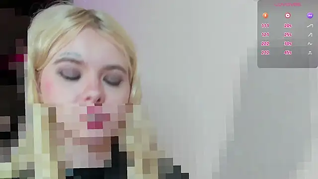 Snapshot of MisssLola chatting on 03.11.25 MisssLola online show from 03.11.25