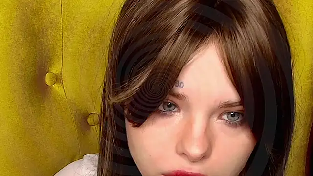 Snapshot of MisssLola chatting on 10.12.25 MisssLola online show from 10.12.25