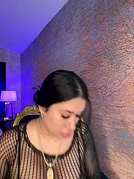 kiim taaylor online show from 02.10.25