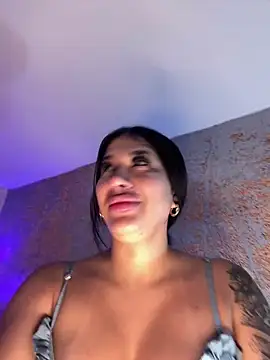 kiim taaylor online show from 02.12.25