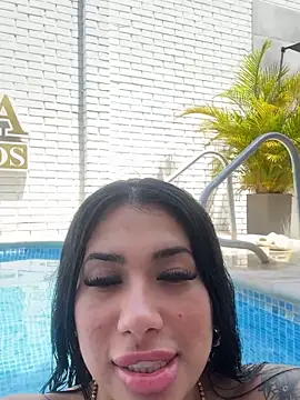 kiim taaylor online show from 02.16.25