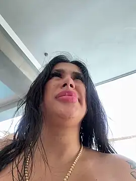 kiim taaylor online show from 02.17.25