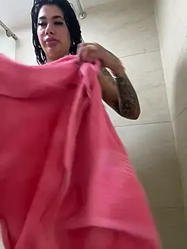 kiim taaylor online show from 02.20.25