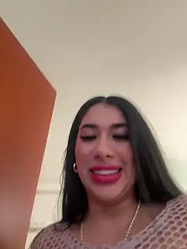 kiim taaylor online show from 02.21.25