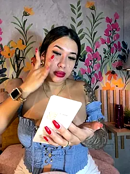 kiim taaylor online show from 09.28.25