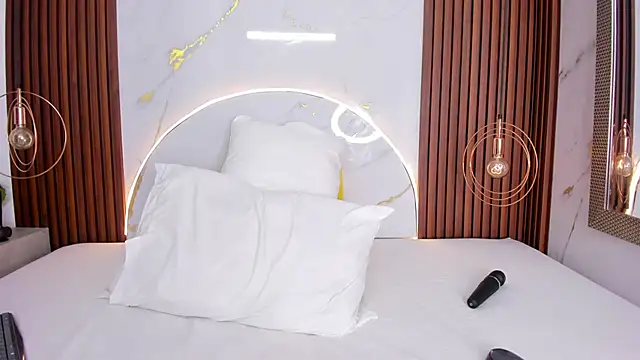 miamiller69 online show from 09.21.25