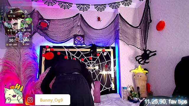 Snapshot of Bunny_O chatting on 11.06.25 Bunny O online show from 11.06.25