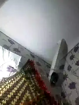 SweetLeila40 online show from 12.25.24