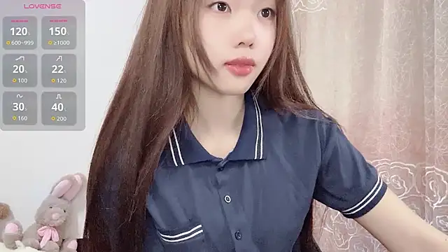 Snapshot of Lvy--v chatting on 03.04.26 Lvy--v online show from 03.04.26