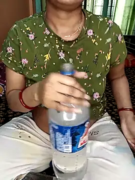 Snapshot of MUMTAJ-1 chatting on 03.09.25 MUMTAJ-1 online show from 03.09.25