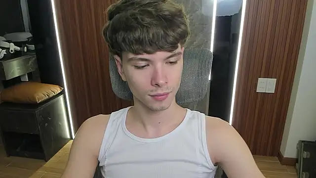 Snapshot of calvin_love_you chatting on 05.09.26 calvin love you online show from 05.09.26