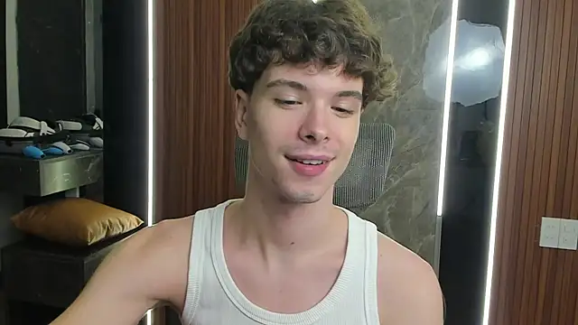 Snapshot of calvin_love_you chatting on 07.29.26 calvin love you online show from 07.29.26