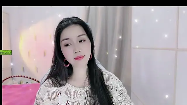 Snapshot of HK_angelchloe chatting on 11.04.25 HK angelchloe online show from 11.04.25