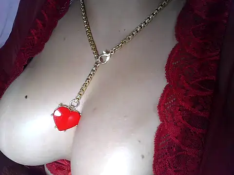 Snapshot of Milena-S2 chatting on 12.12.24 Milena-S2 online show from 12.12.24