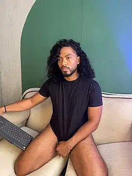 Snapshot of noah_jones__ chatting on 02.12.26 noah jones online show from 02.12.26